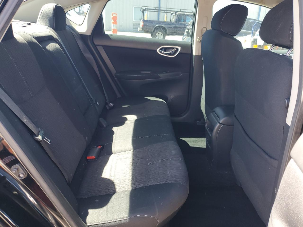 2015 NISSAN SENTRA