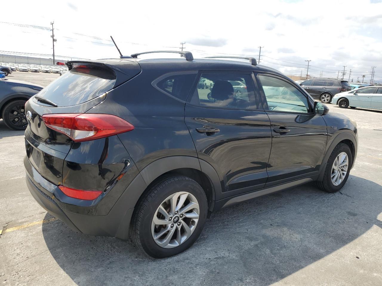 2016 HYUNDAI TUCSON