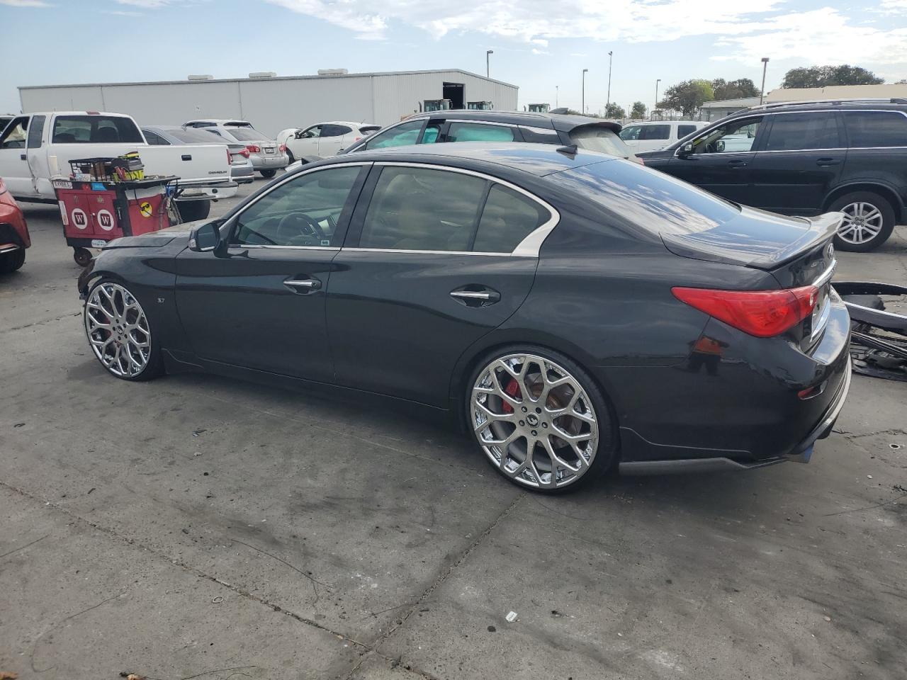 2014 INFINITI Q50