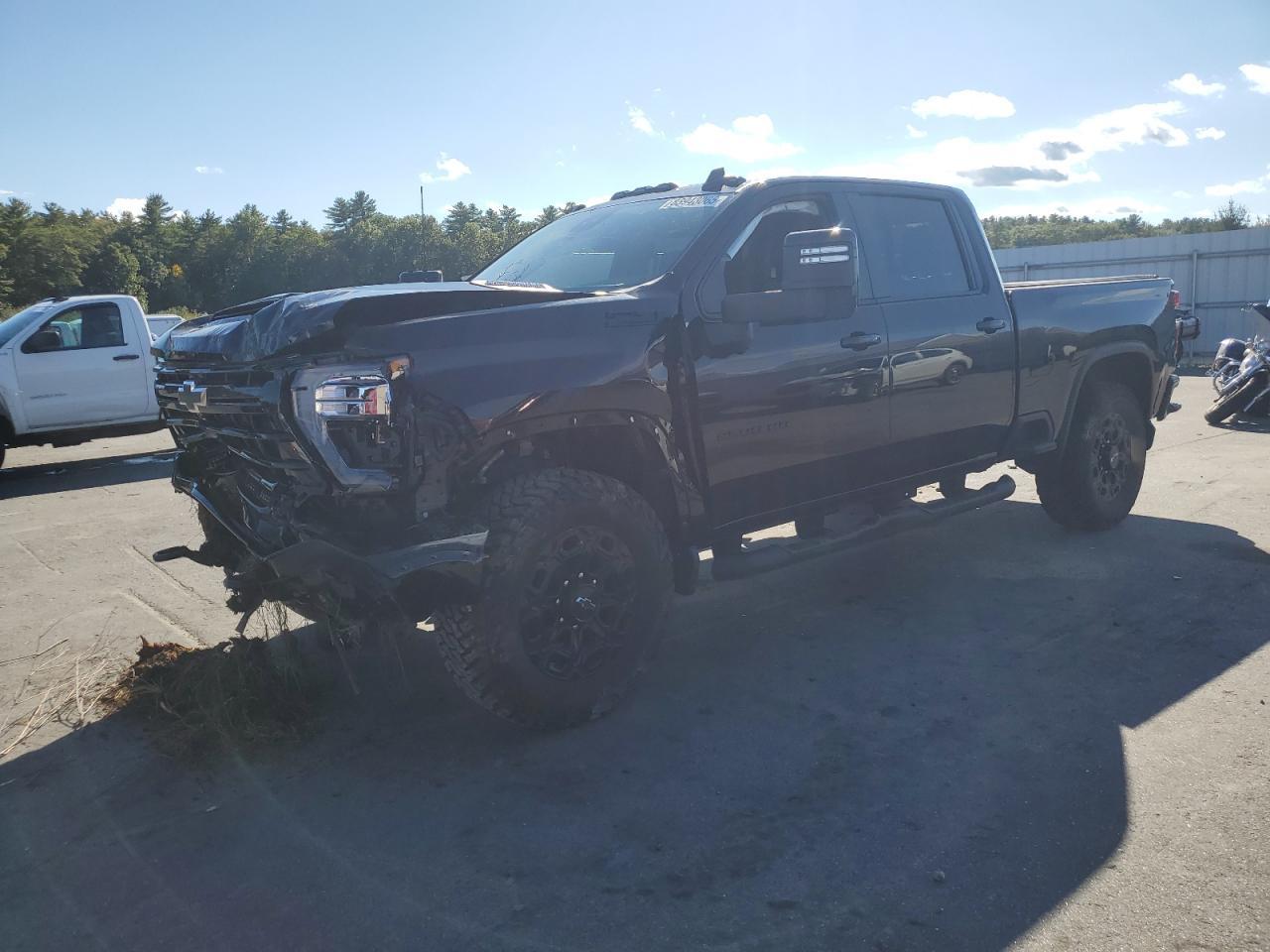 2024 CHEVROLET Silverado