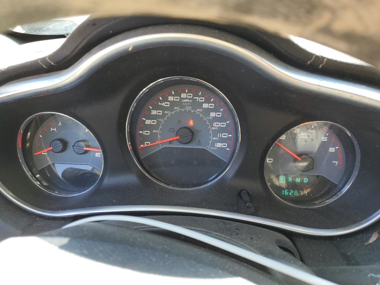 2013 DODGE Avenger