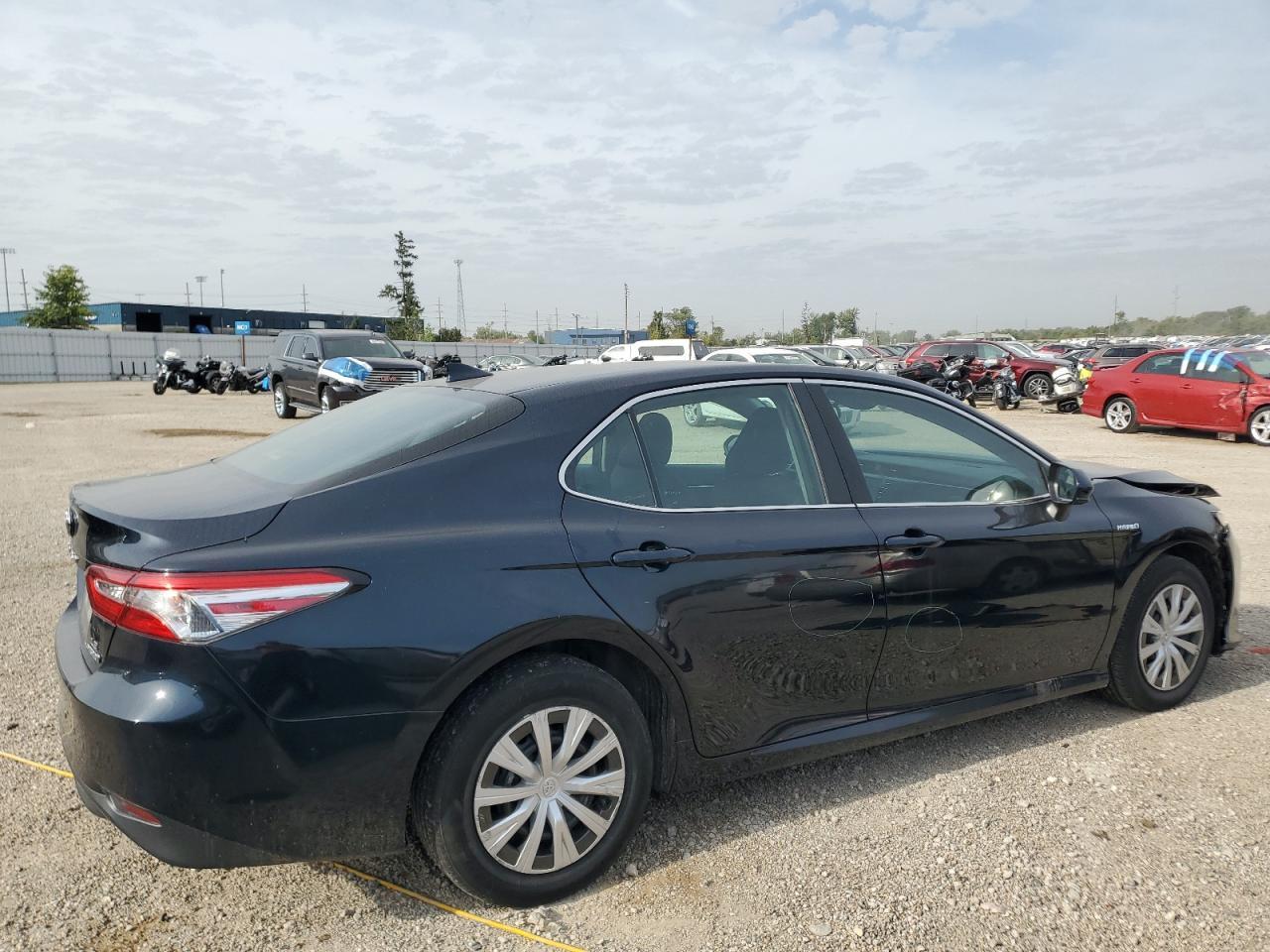 2019 TOYOTA CAMRY