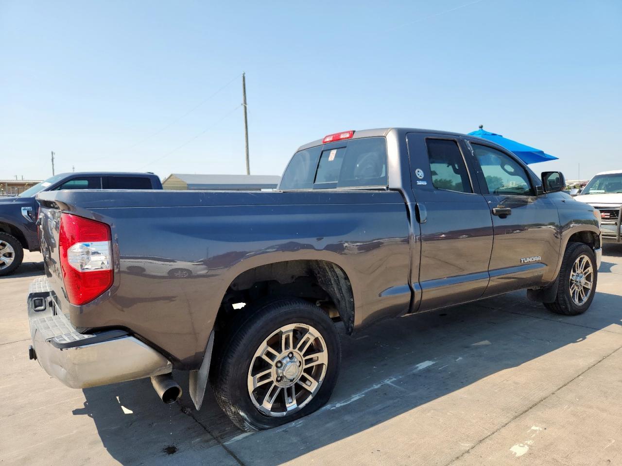 2016 TOYOTA TUNDRA