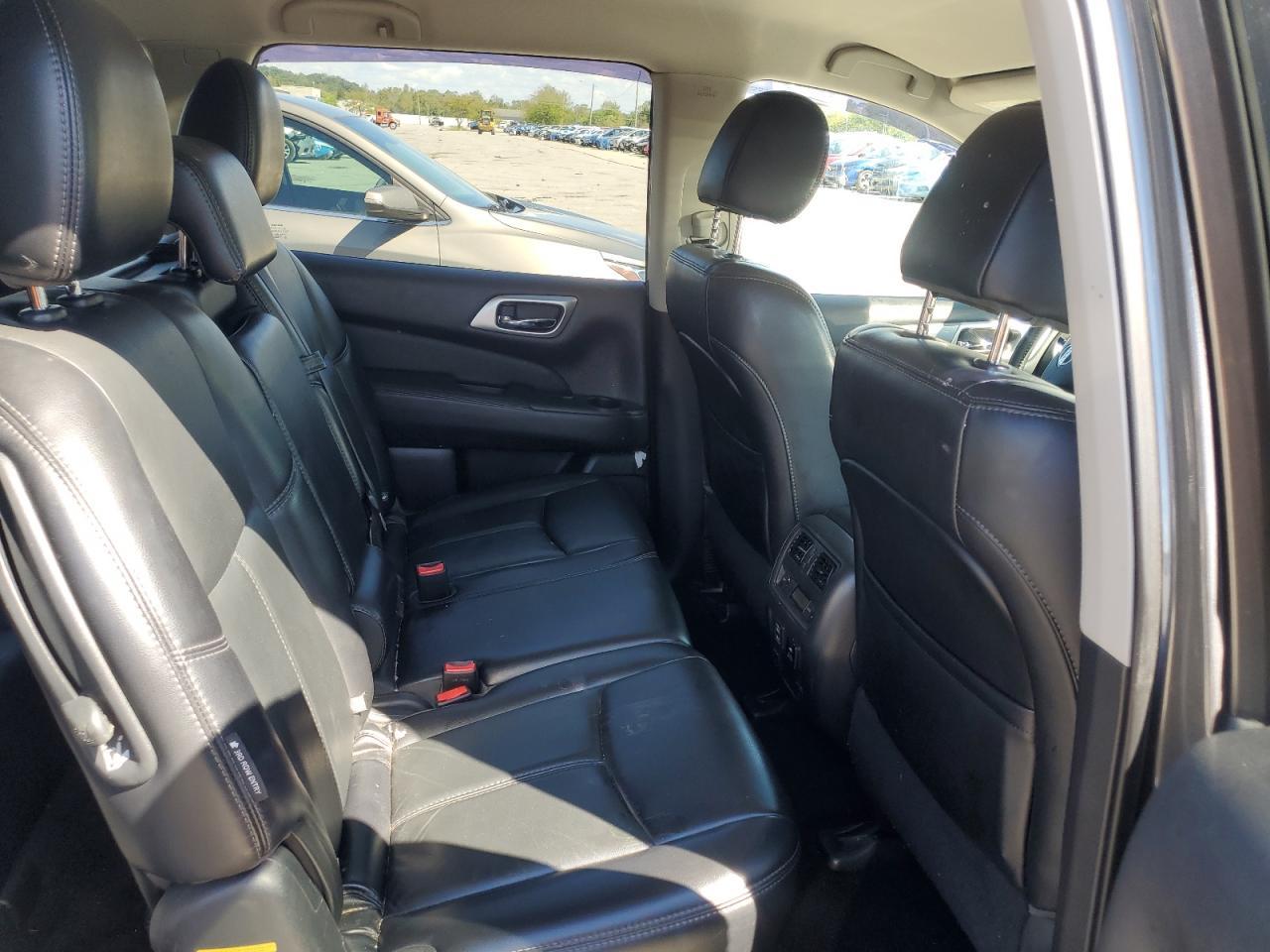 2018 NISSAN PATHFINDER