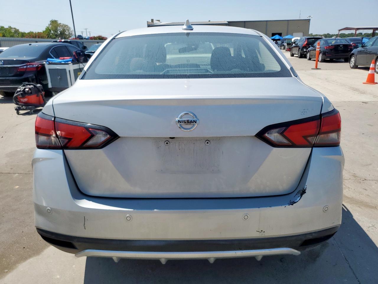 2022 NISSAN VERSA