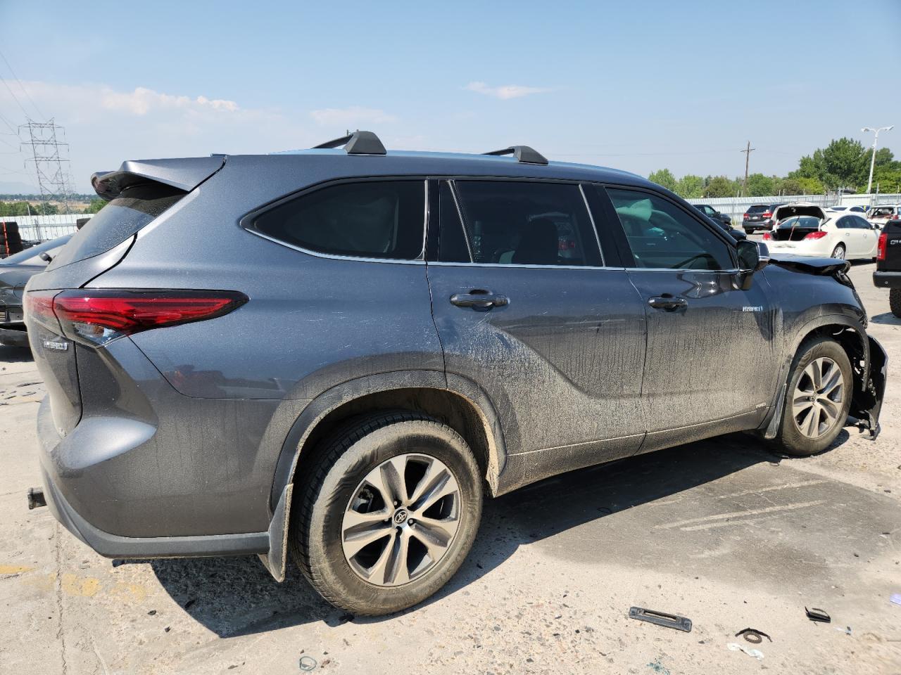 2021 TOYOTA HIGHLANDER