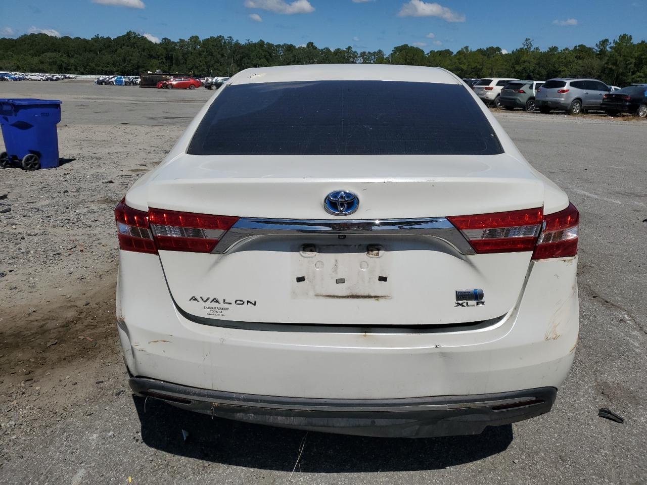 2014 TOYOTA Avalon