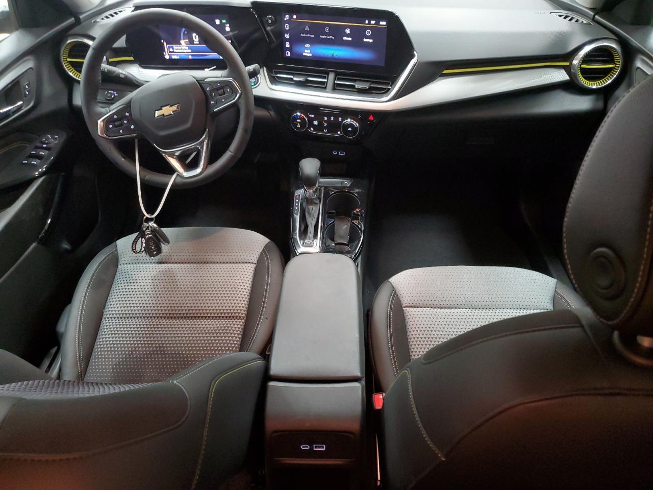 2025 CHEVROLET TRAX