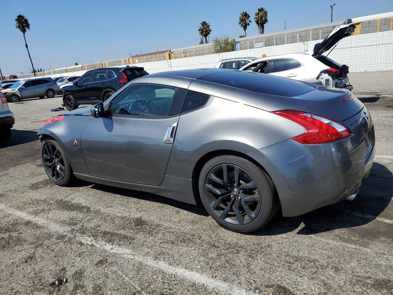 2017 NISSAN 370Z