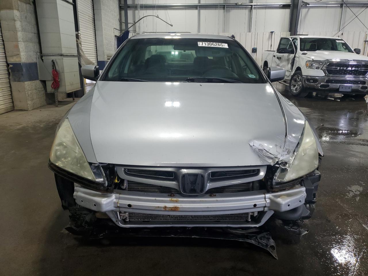 2004 HONDA ACCORD