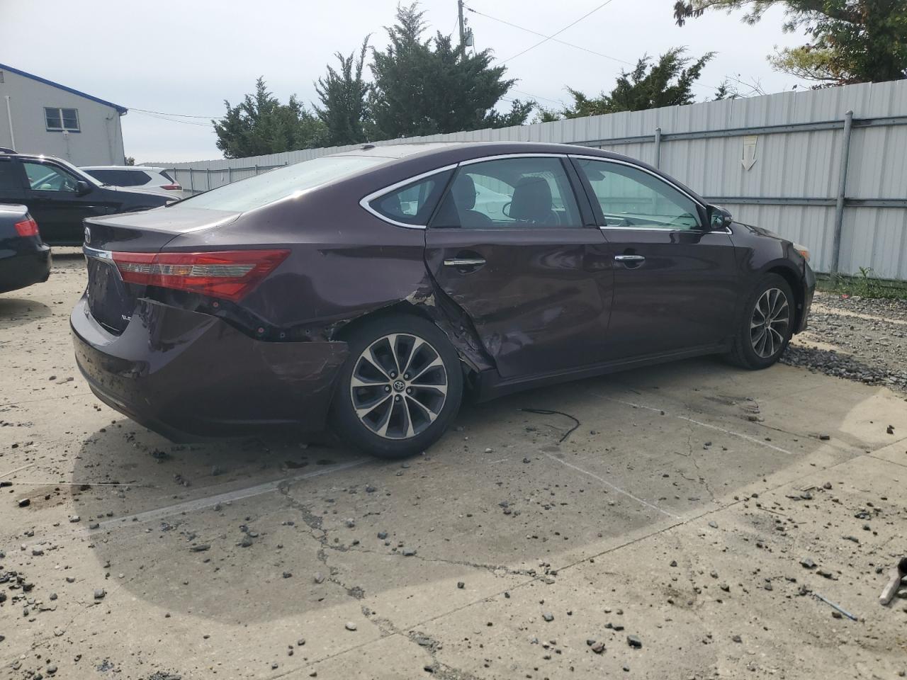 2017 TOYOTA Avalon