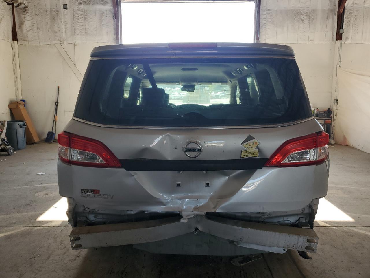 2015 NISSAN Quest