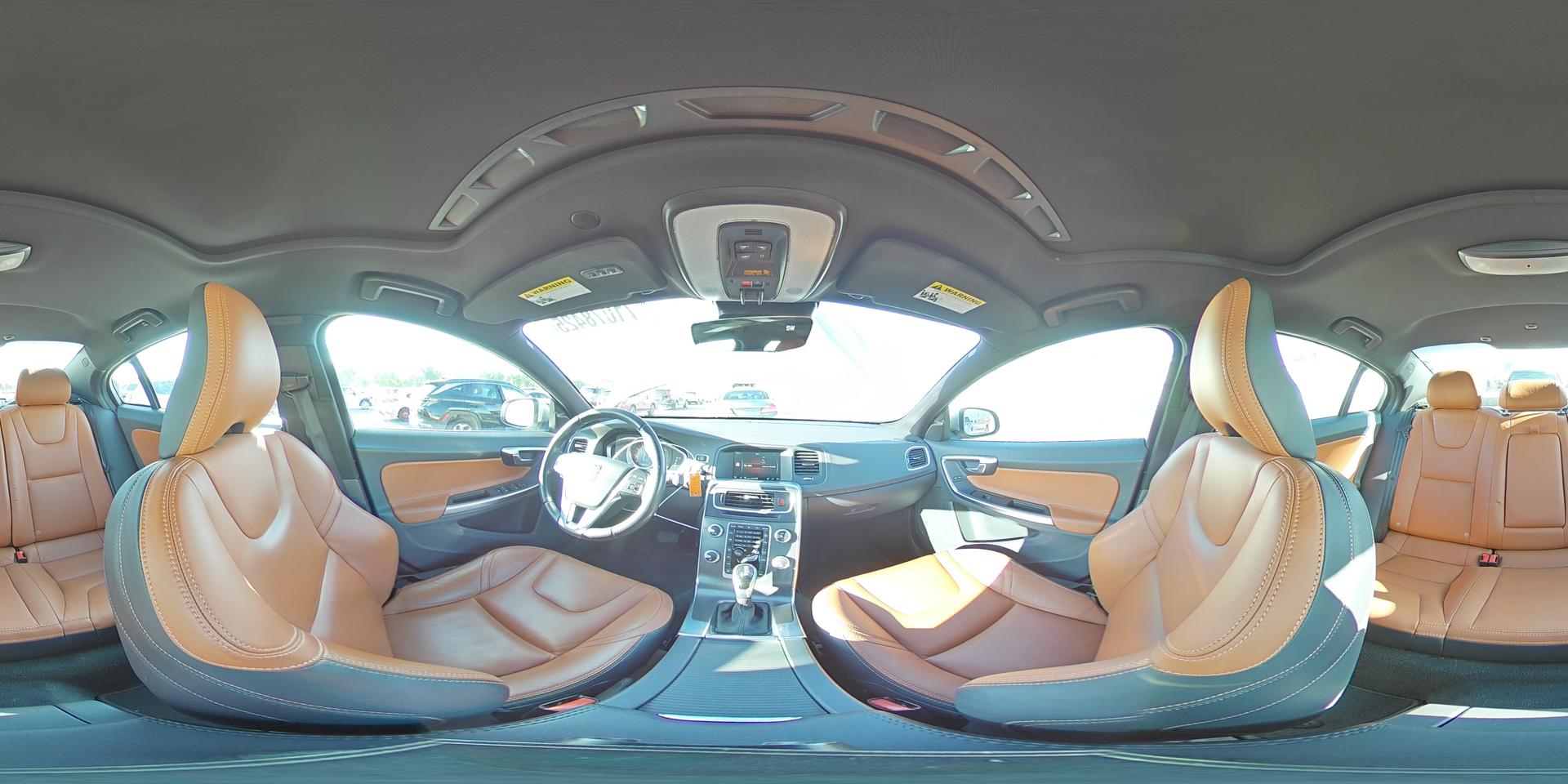 2015 VOLVO S60