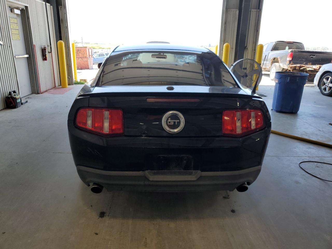 2010 FORD MUSTANG