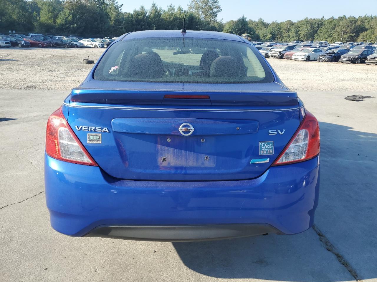 2015 NISSAN VERSA
