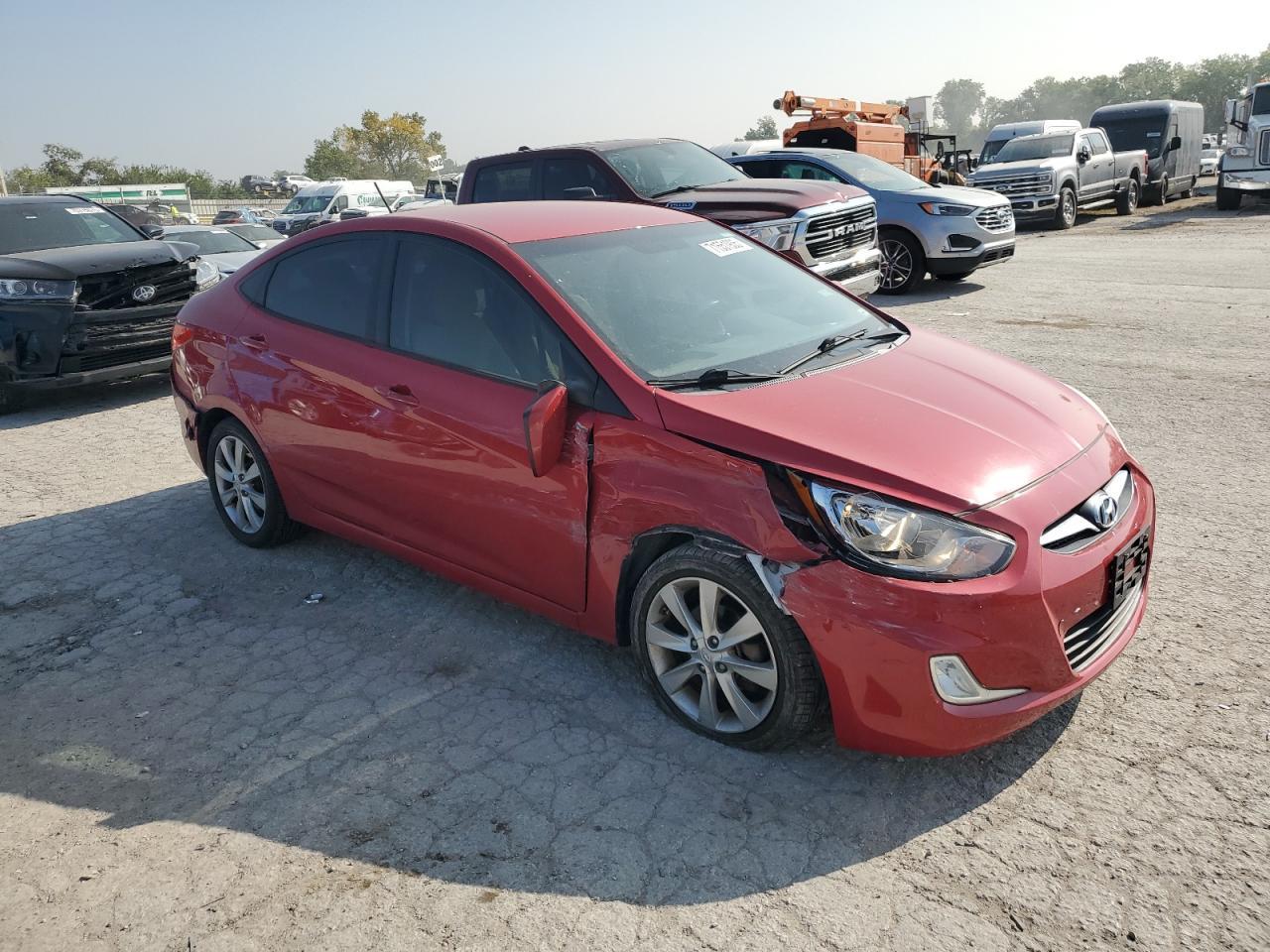 2013 HYUNDAI ACCENT