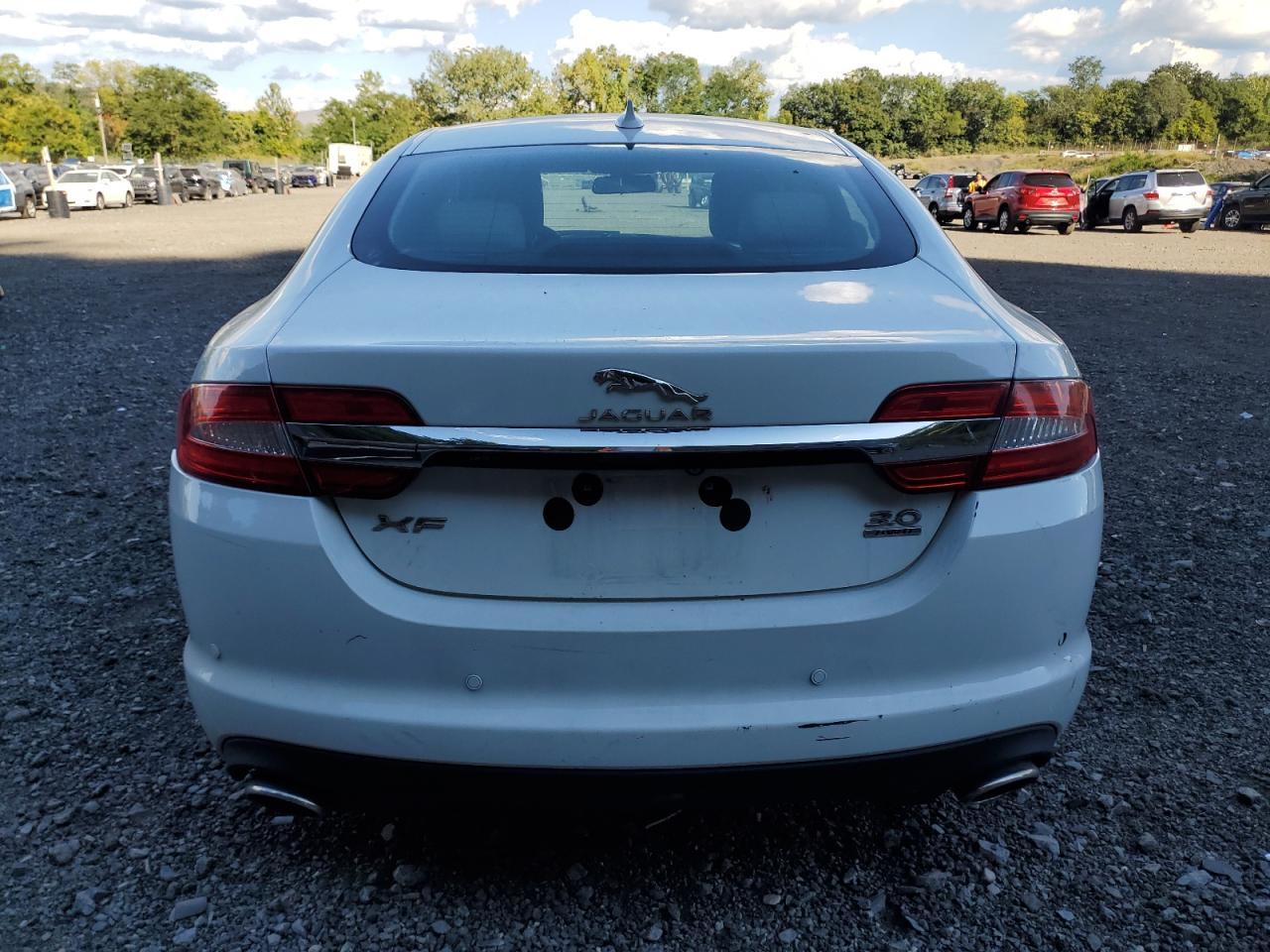 2015 JAGUAR XF