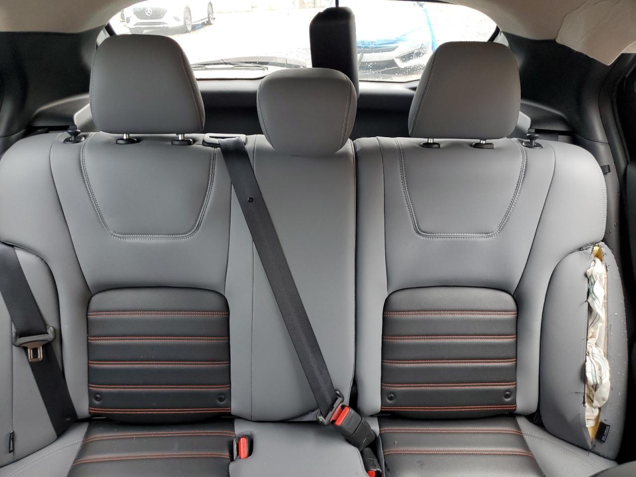 2023 NISSAN KICKS