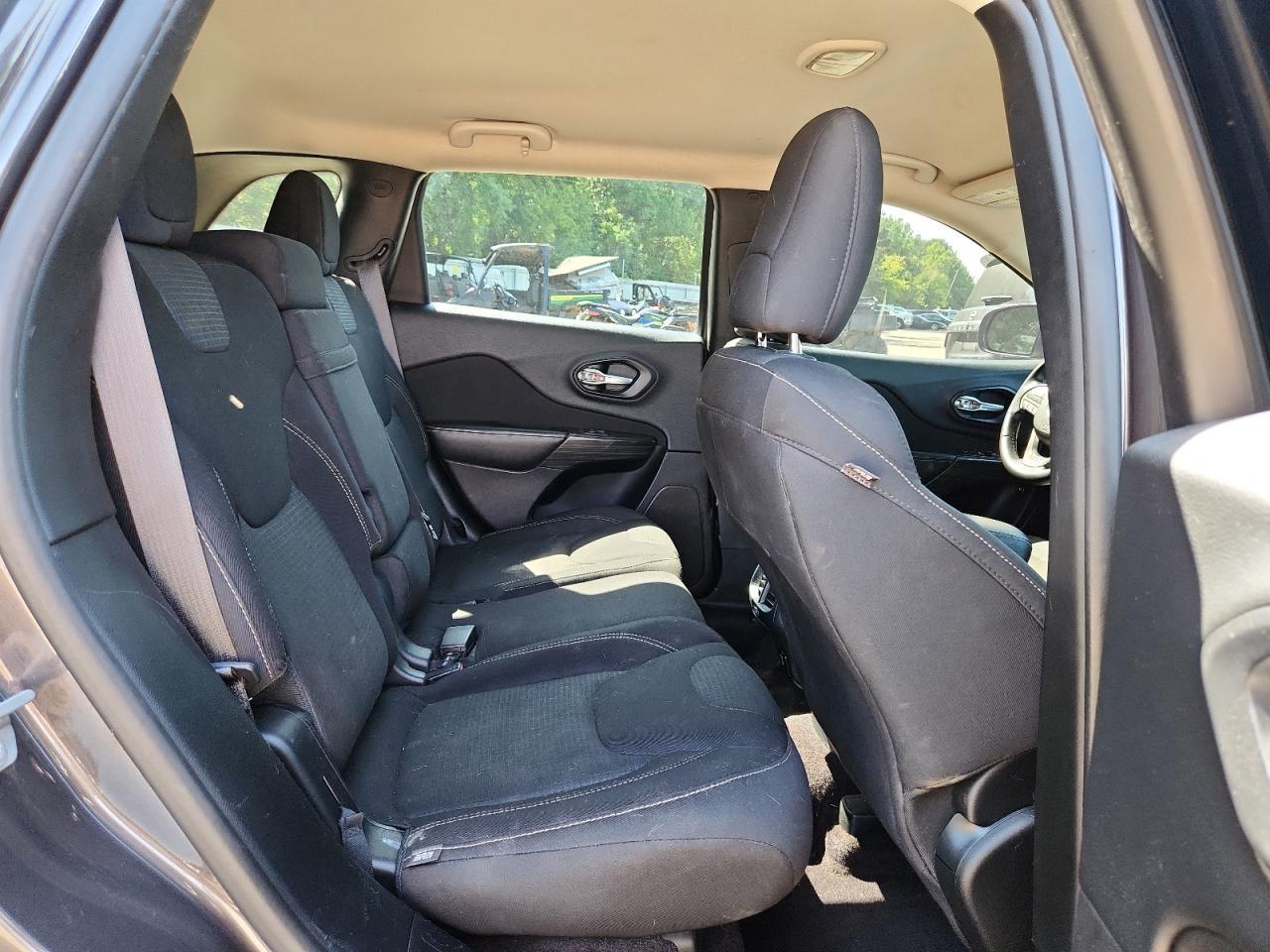 2016 JEEP CHEROKEE