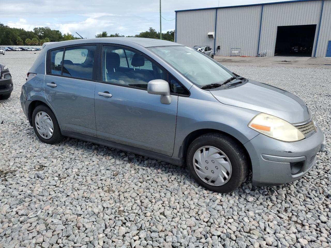 2009 NISSAN VERSA