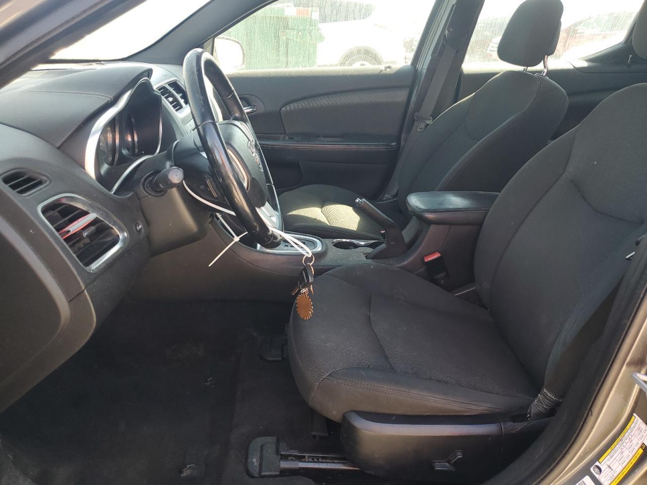 2012 DODGE Avenger