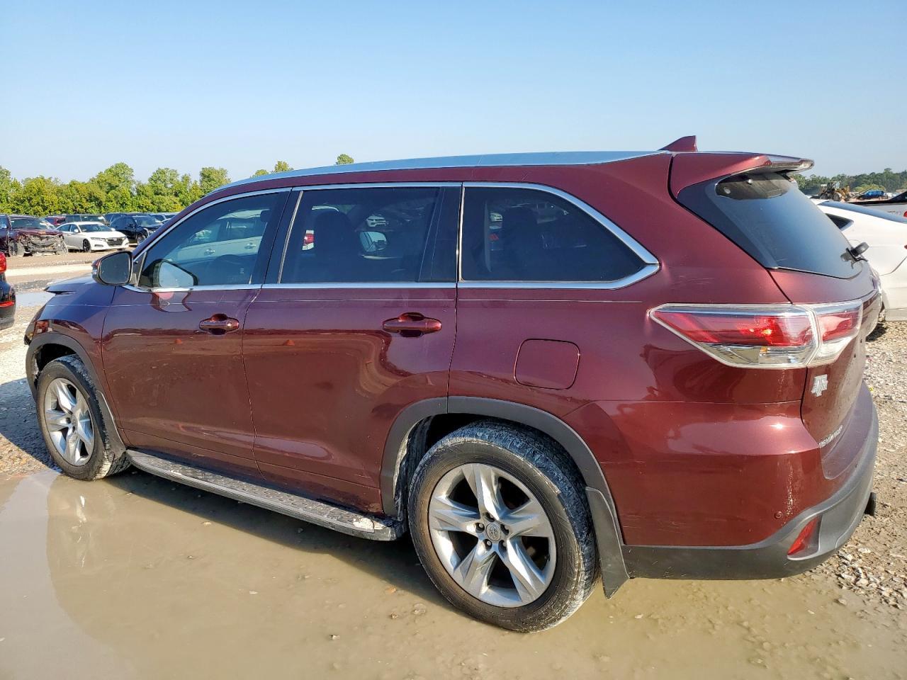 2015 TOYOTA HIGHLANDER