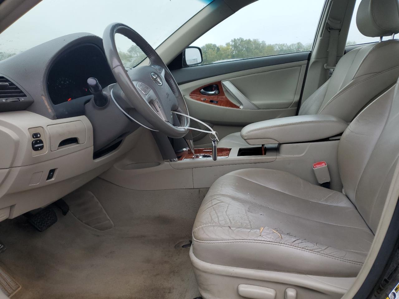2010 TOYOTA CAMRY