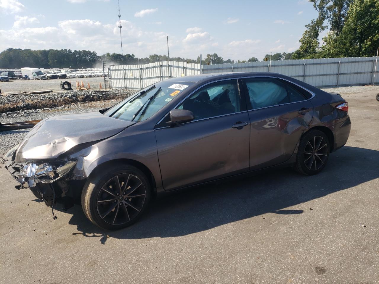 2015 TOYOTA CAMRY