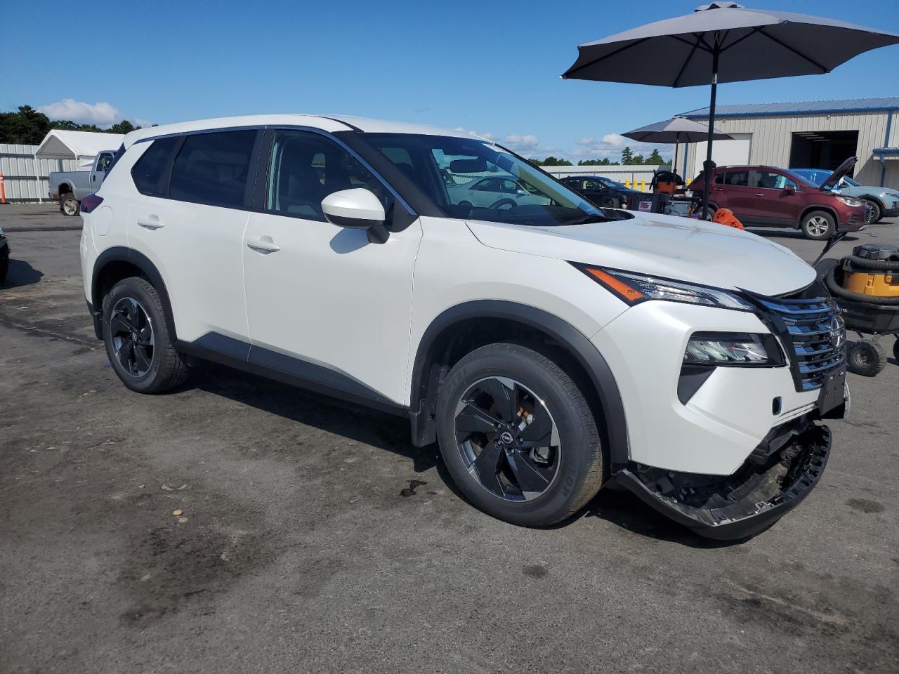 2024 NISSAN ROGUE