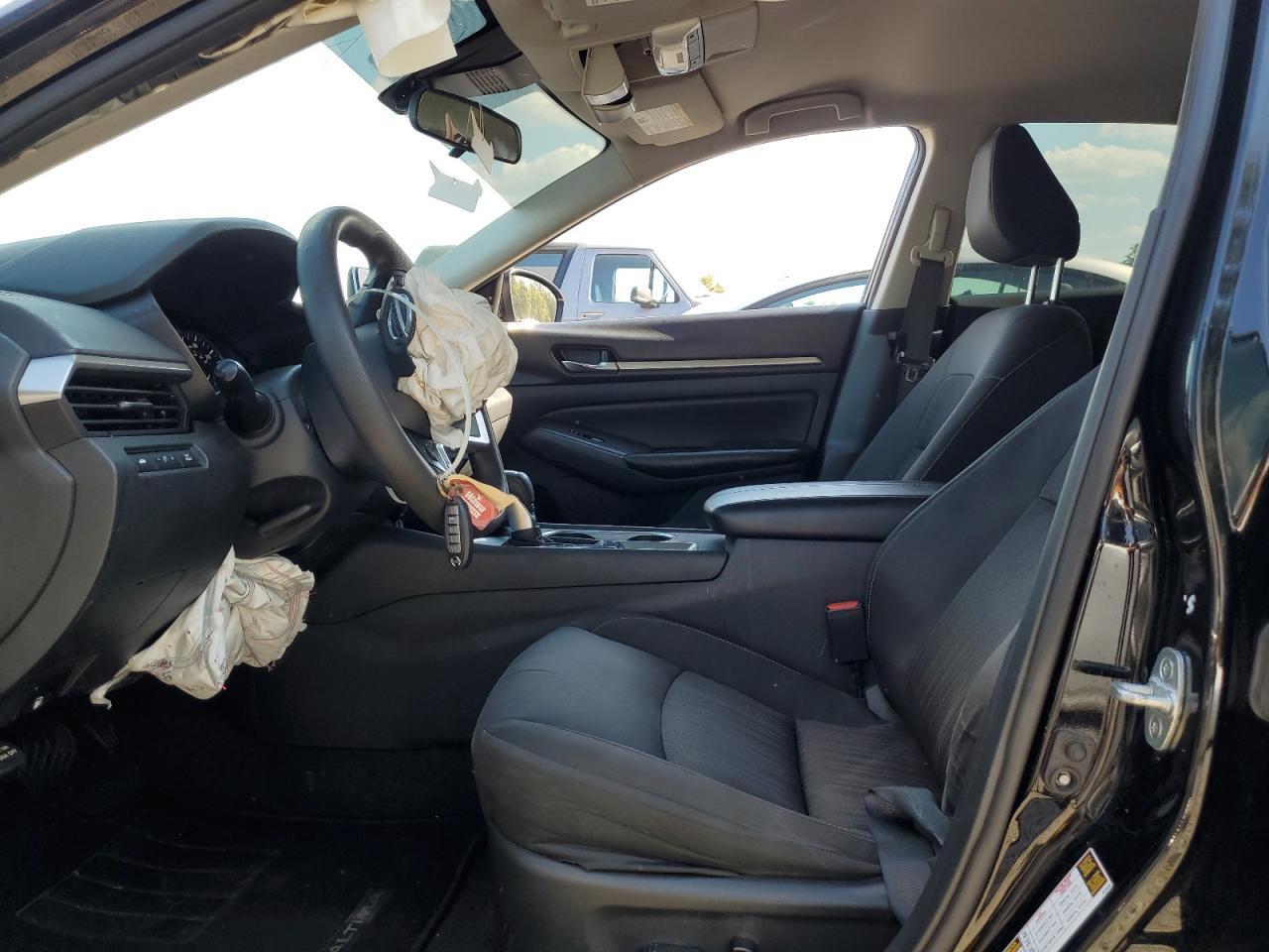 2022 NISSAN ALTIMA