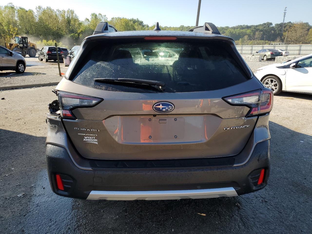 2021 SUBARU Outback