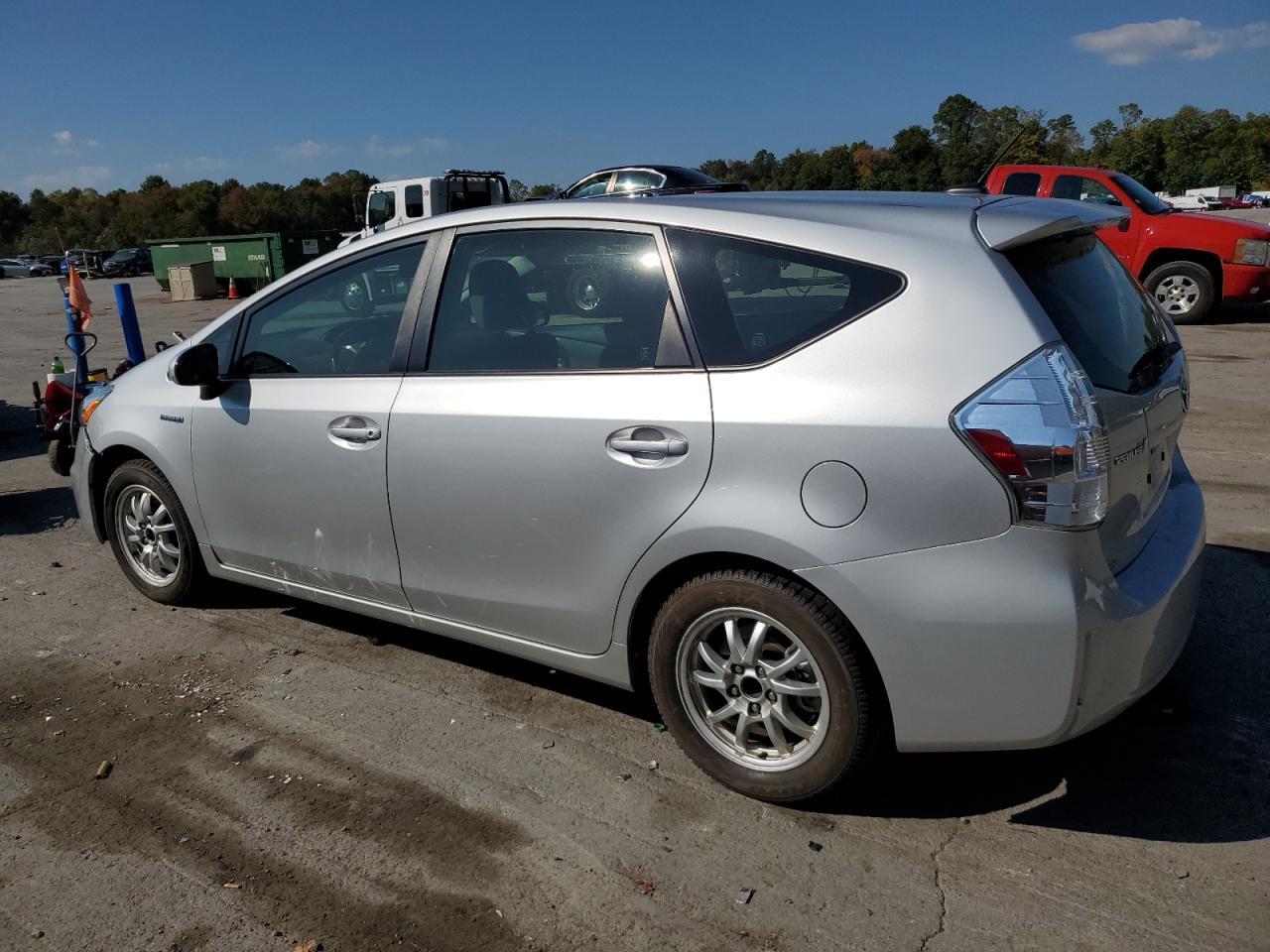 2014 TOYOTA PRIUS V