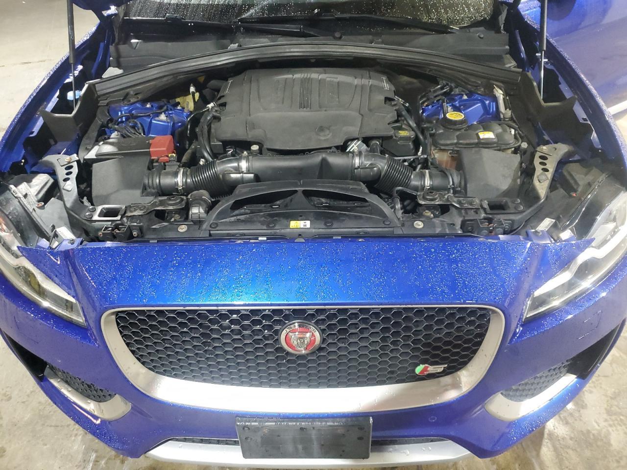 2018 JAGUAR F-Pace