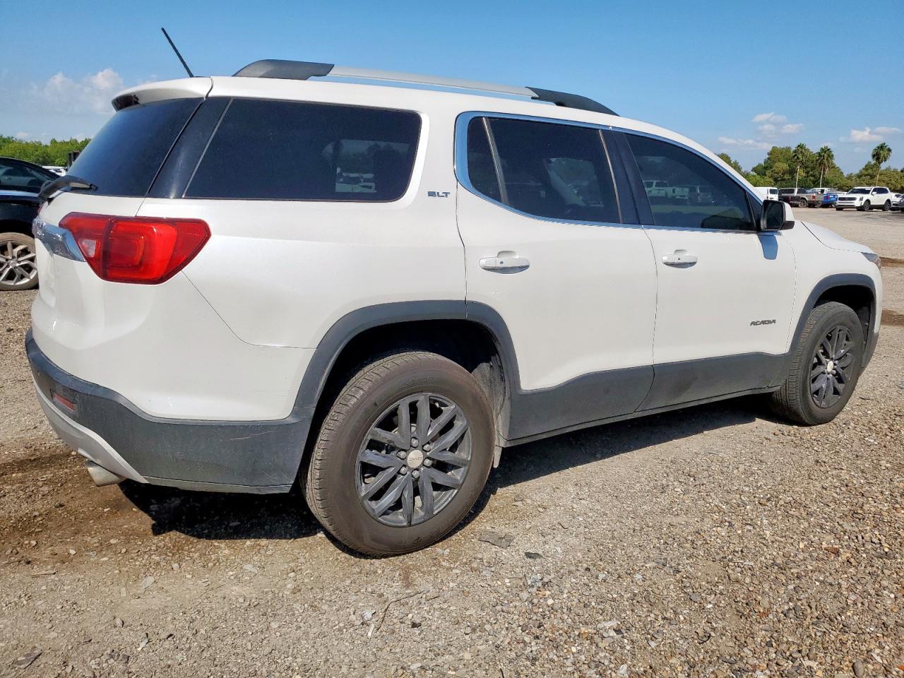 2017 GMC ACADIA