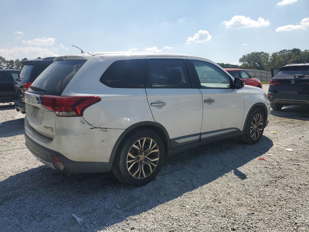 2016 MITSUBISHI outlander