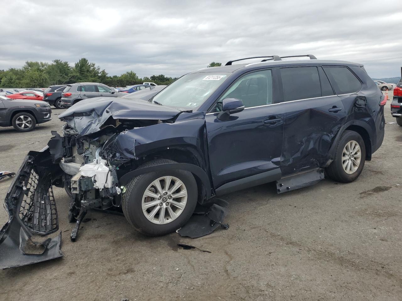 2024 TOYOTA HIGHLANDER