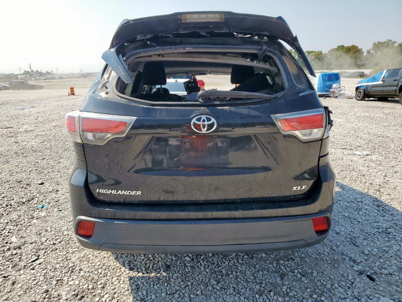 2014 TOYOTA HIGHLANDER