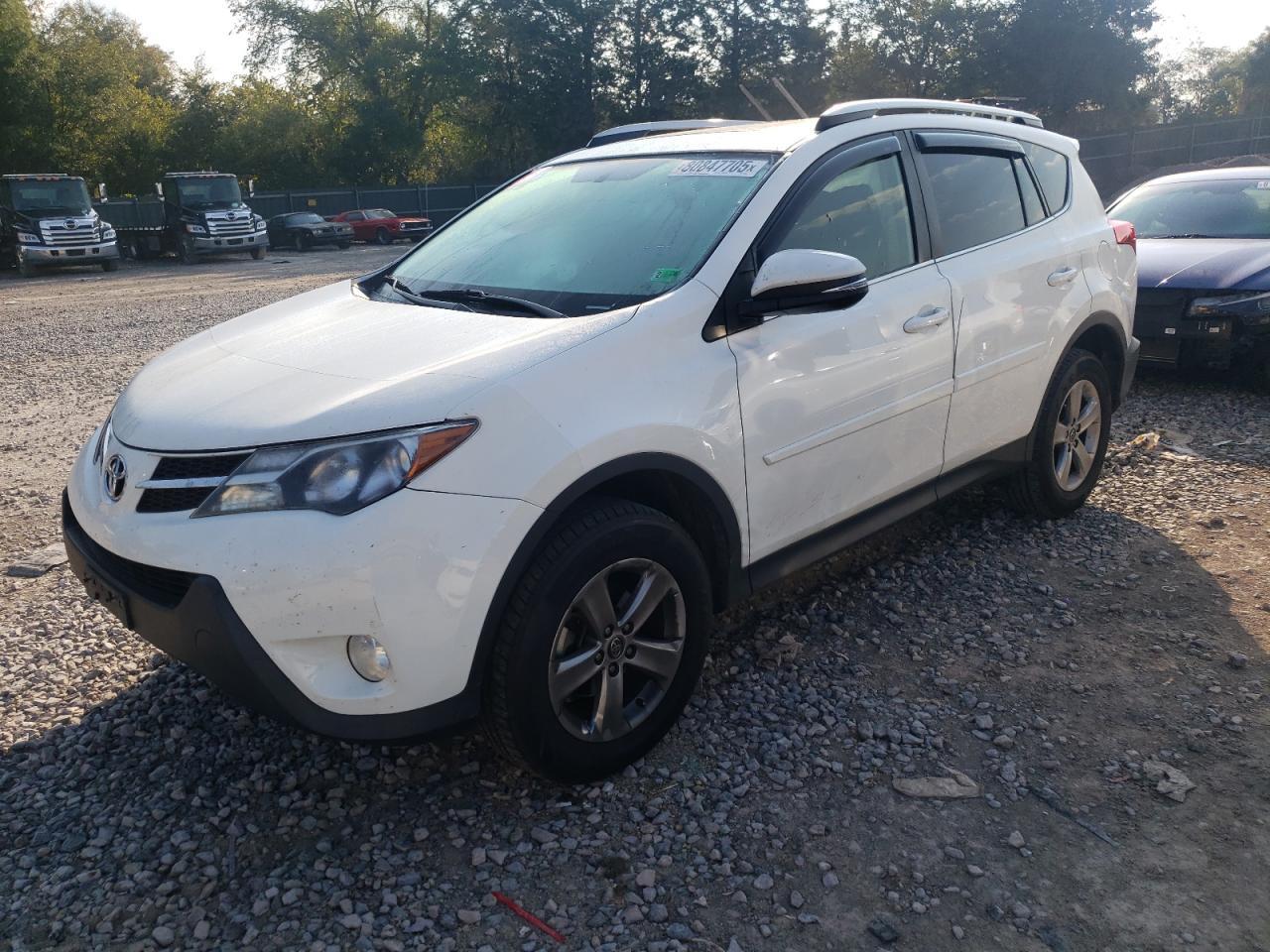 2015 TOYOTA RAV4