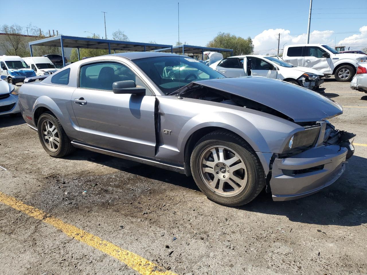 2006 FORD MUSTANG