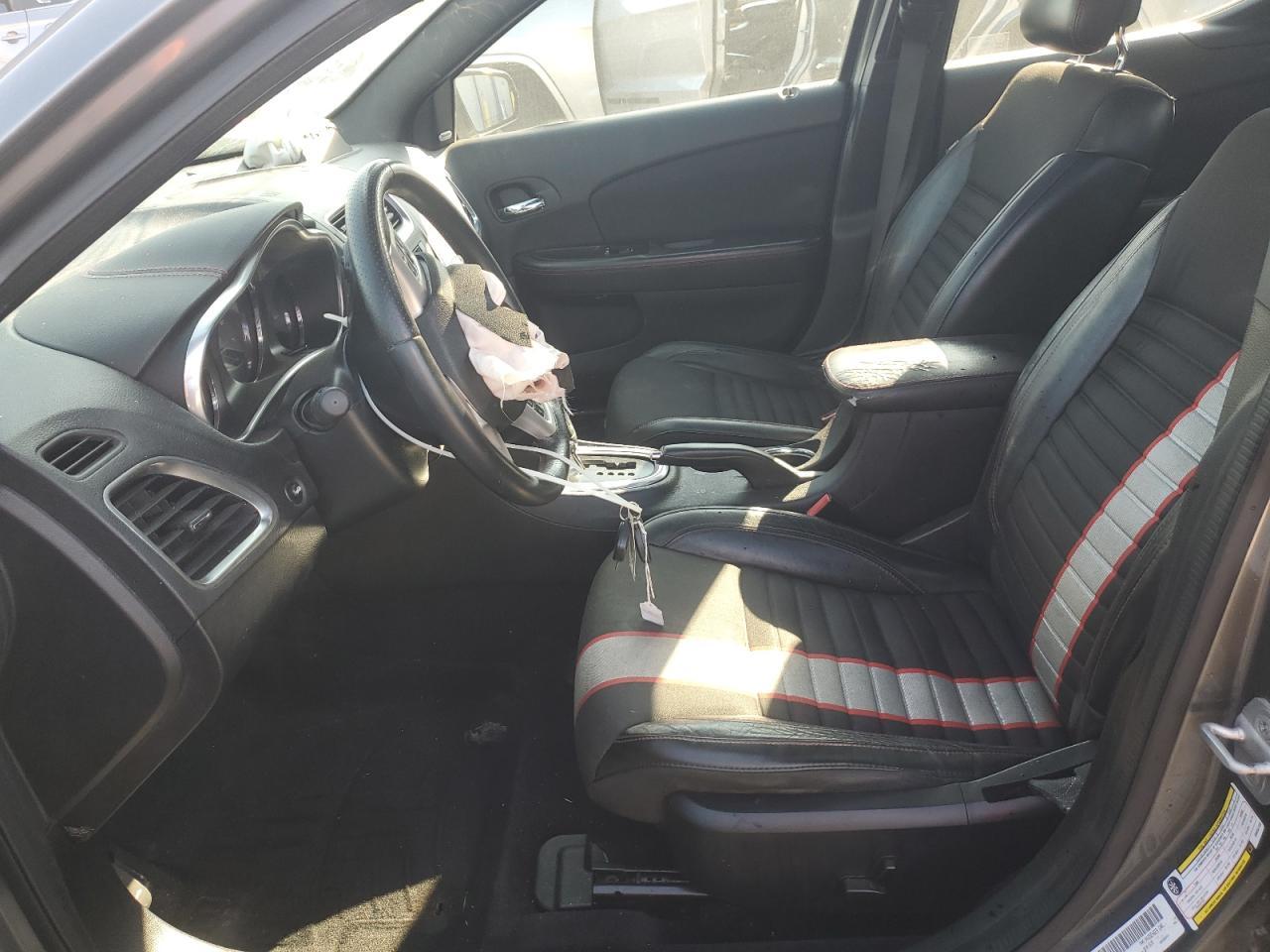 2013 DODGE Avenger