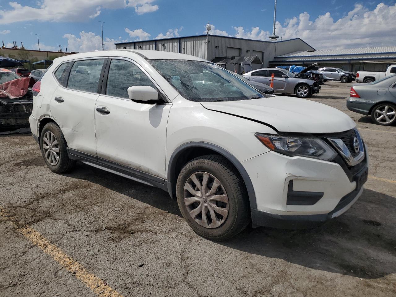 2017 NISSAN ROGUE