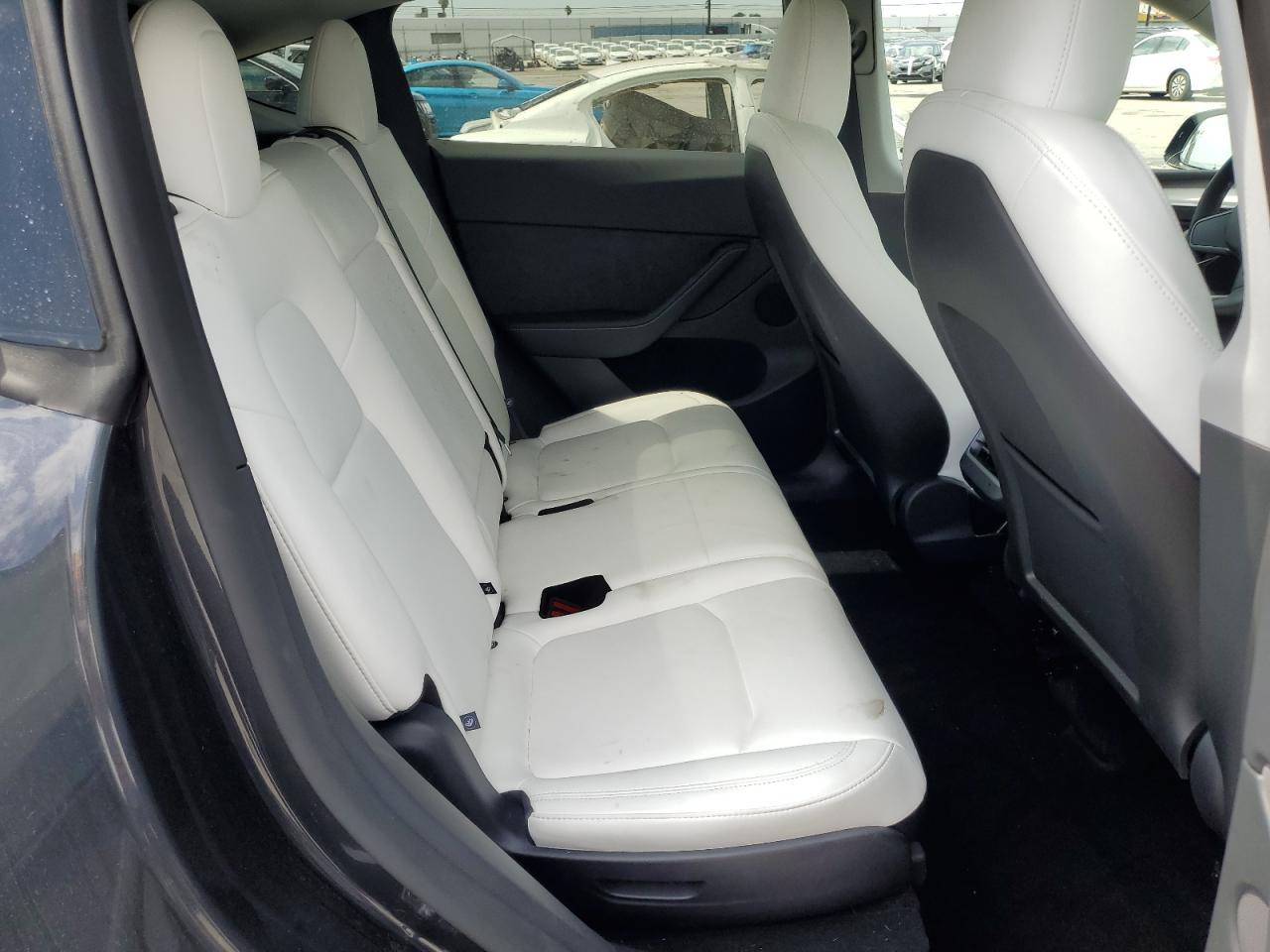 2025 TESLA MODEL Y