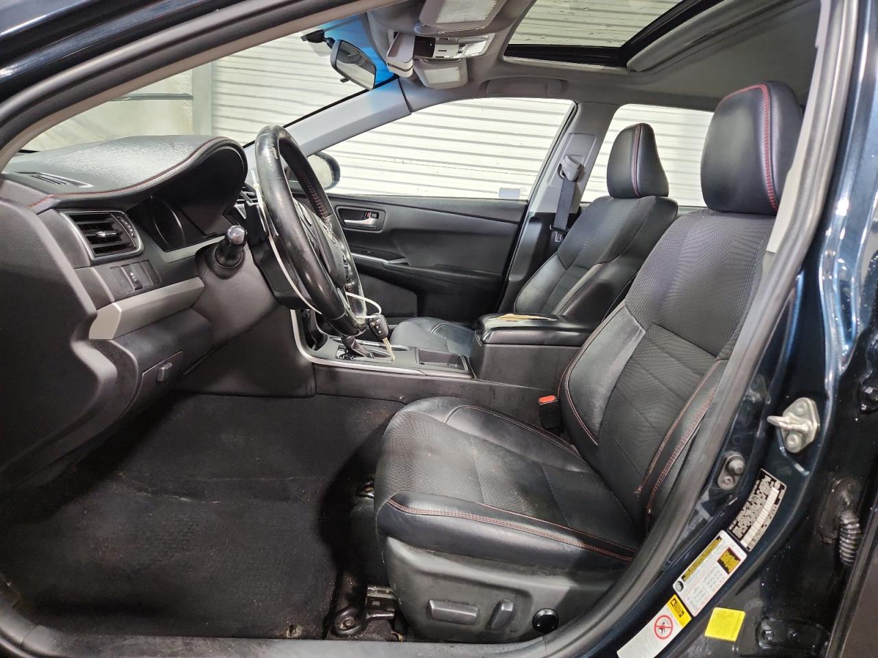 2017 TOYOTA CAMRY