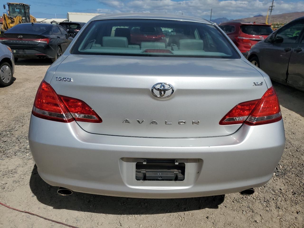 2007 TOYOTA Avalon