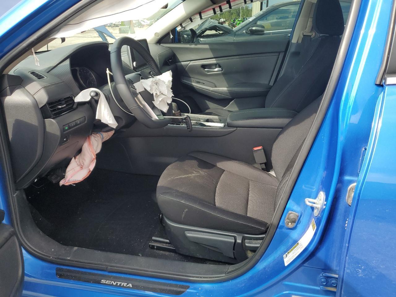 2022 NISSAN SENTRA