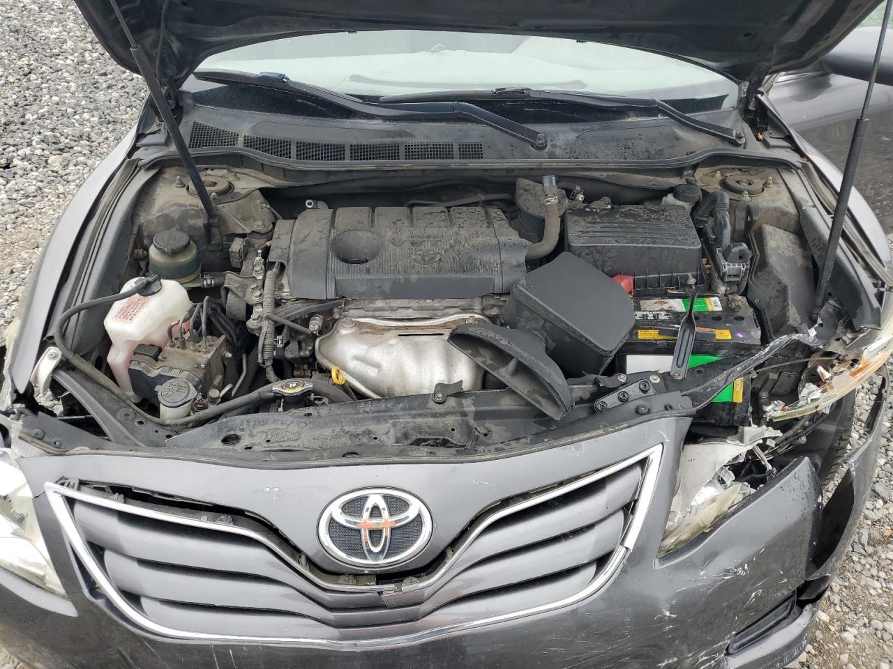 2011 TOYOTA CAMRY