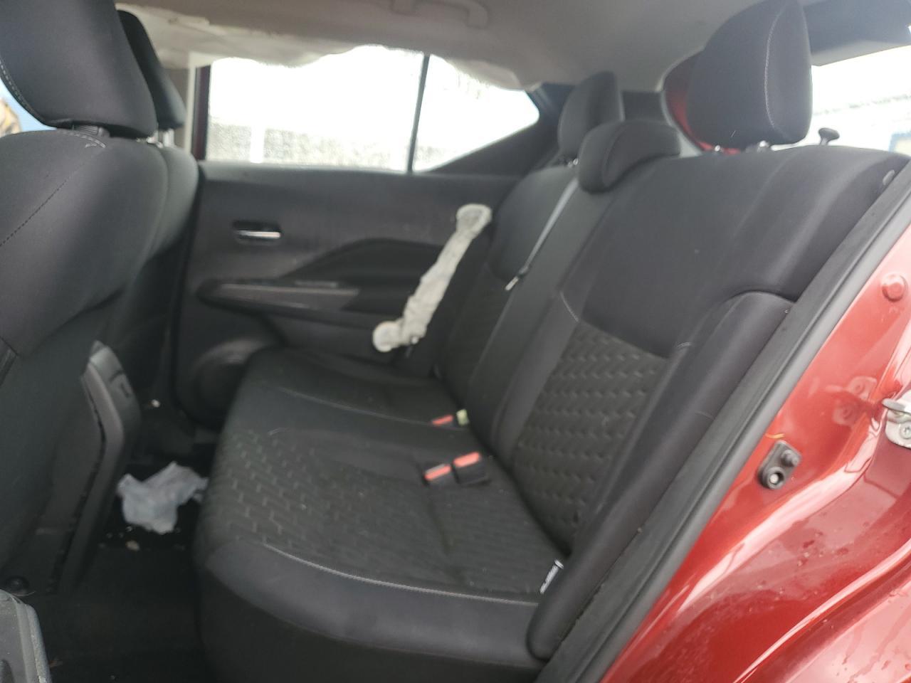 2022 NISSAN KICKS