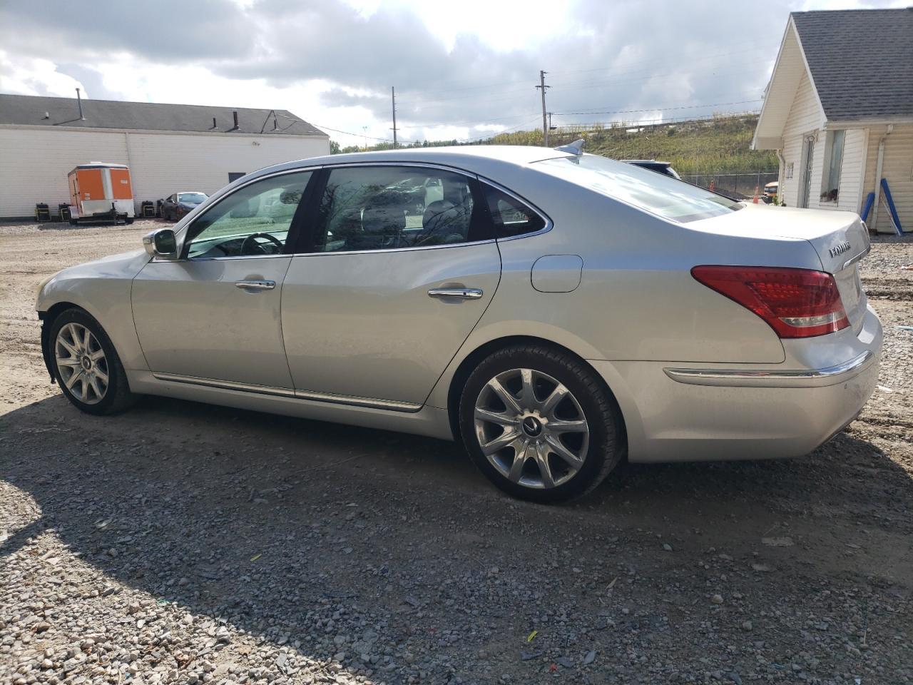 2011 HYUNDAI Equus