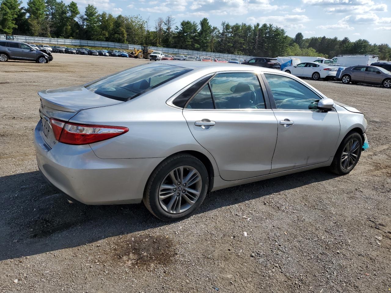 2015 TOYOTA CAMRY