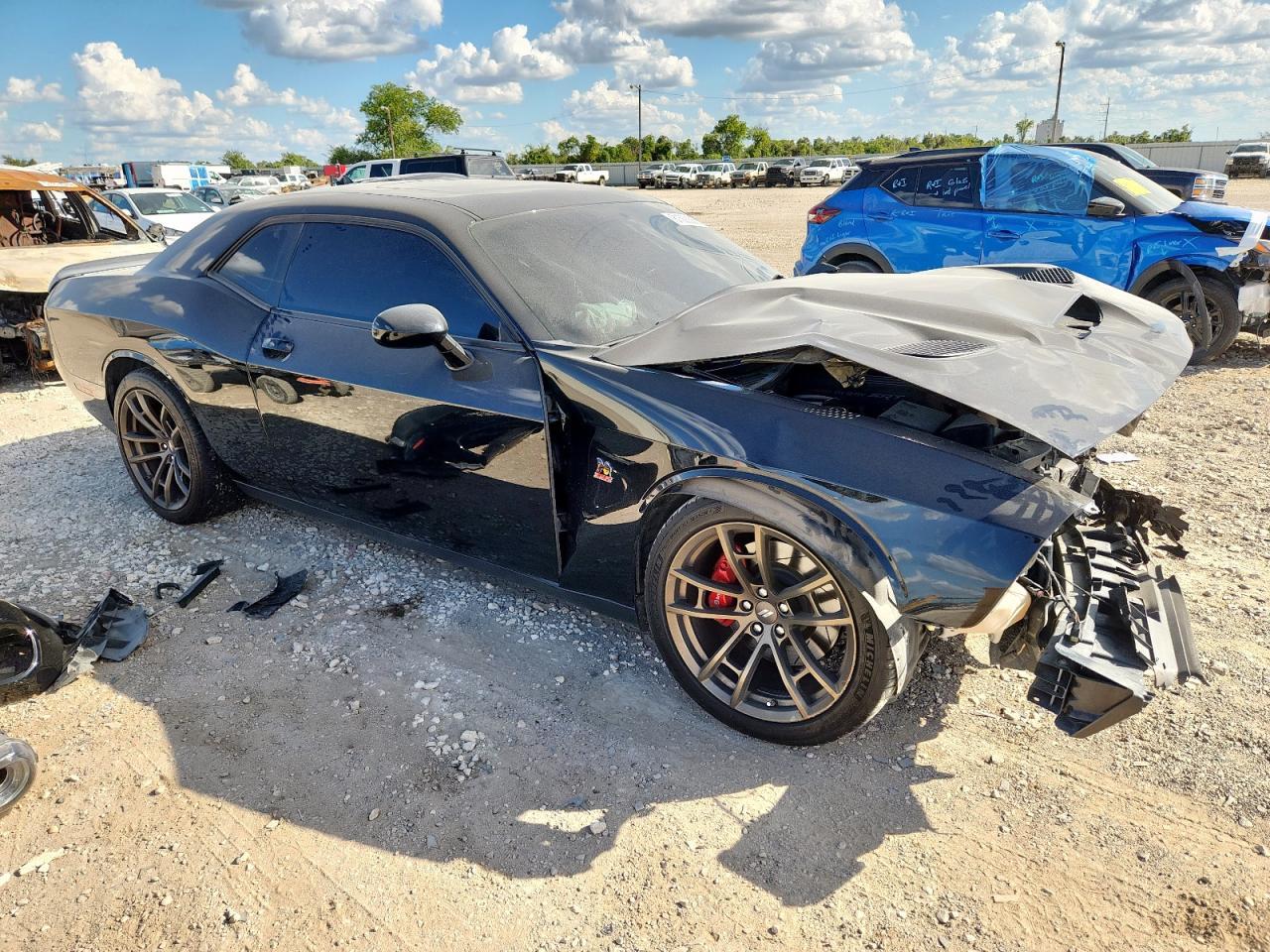 2019 DODGE Challenger